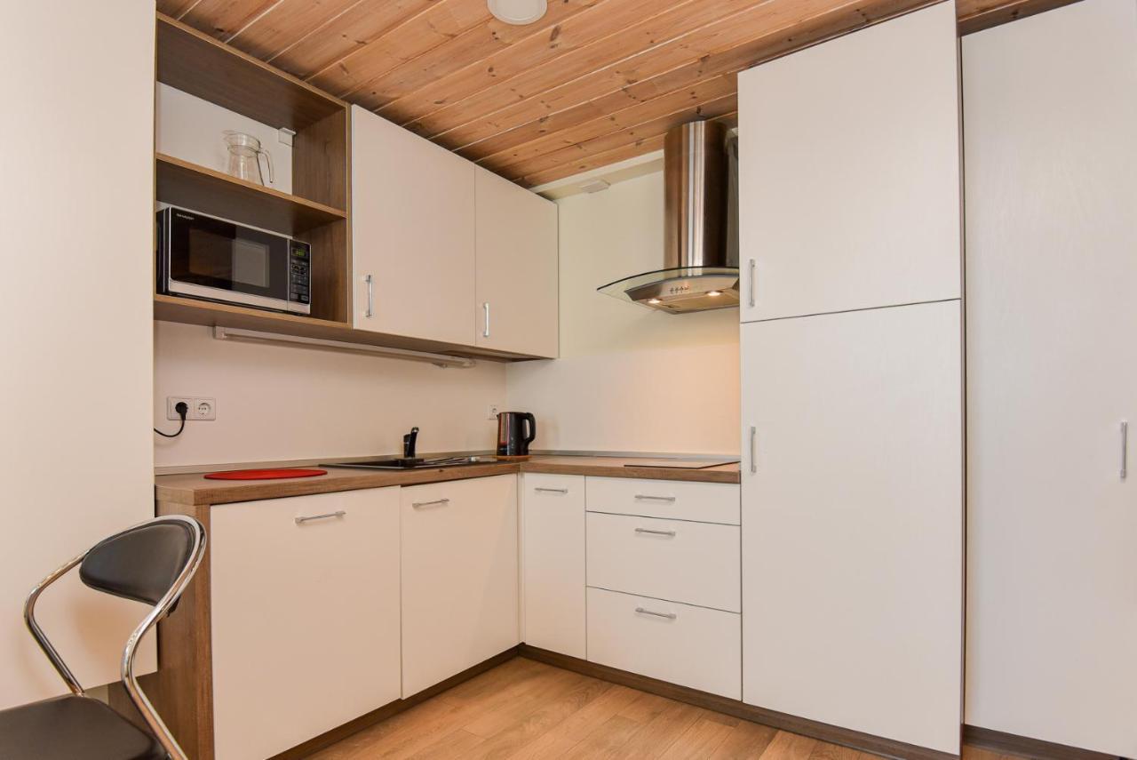 Grey Red Apartments Паланга Экстерьер фото