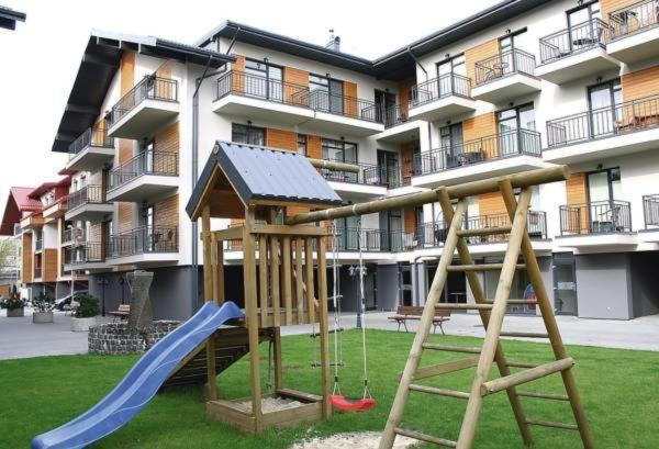 Grey Red Apartments Паланга Экстерьер фото